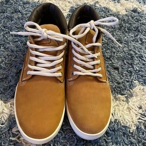 Timberland ortholite sneakers Women’s size 9